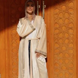 Layali katfan in off white